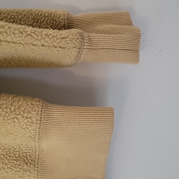 Billa Bong Sherpa Sweatshirt - Picture 3 of 6